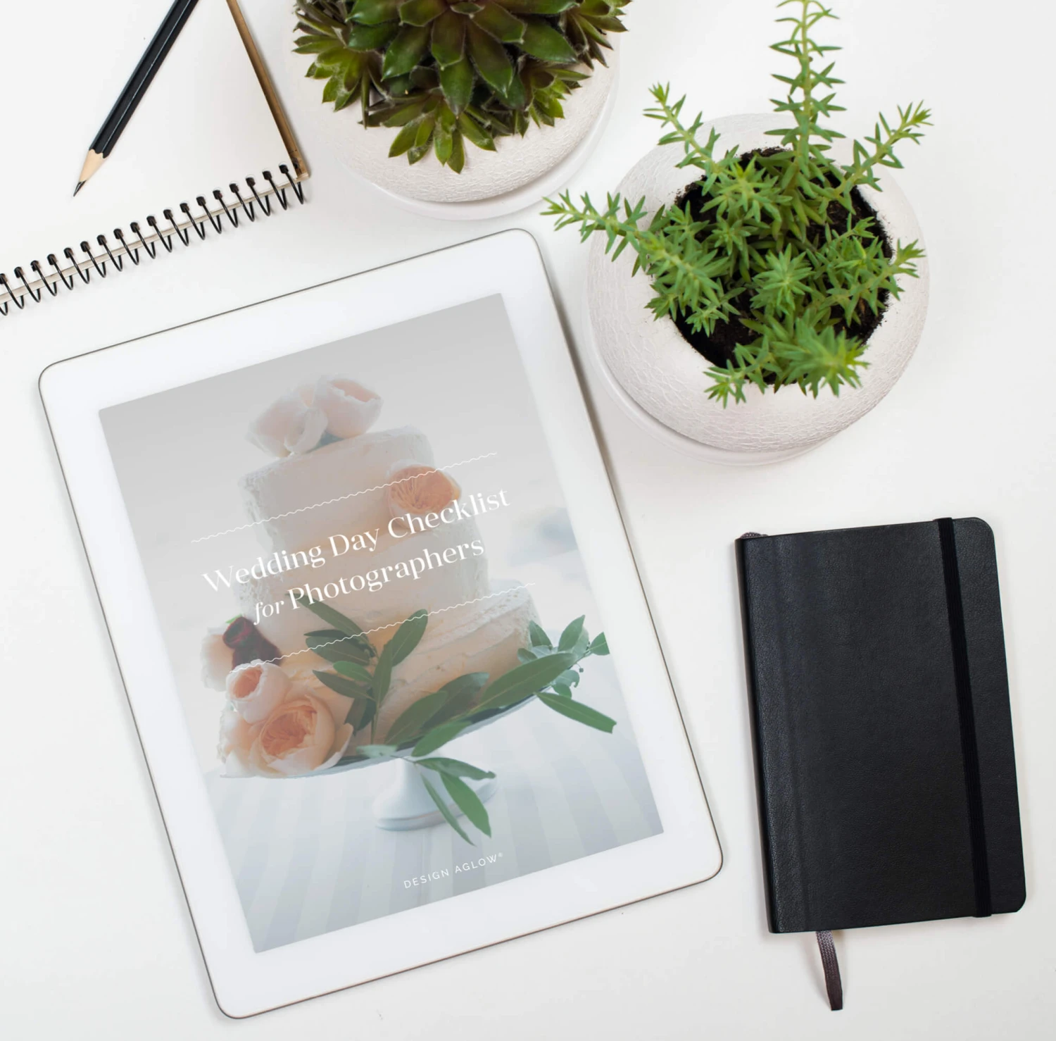 Wedding_Checklist_ipad.jpg DesignAglow Weddings & Engagements Studio Success Guide: Wedding Day Checklist