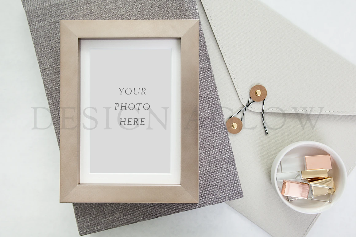 DesignAglow Frame Mockup (024) 3 DesignAglow Frame Mockup (024)