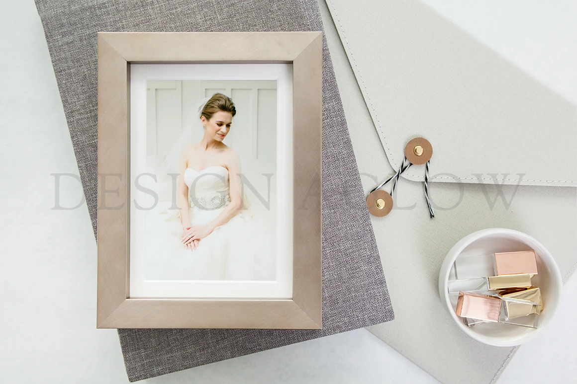 DesignAglow Frame Mockup (024) 4 DesignAglow Frame Mockup (024)