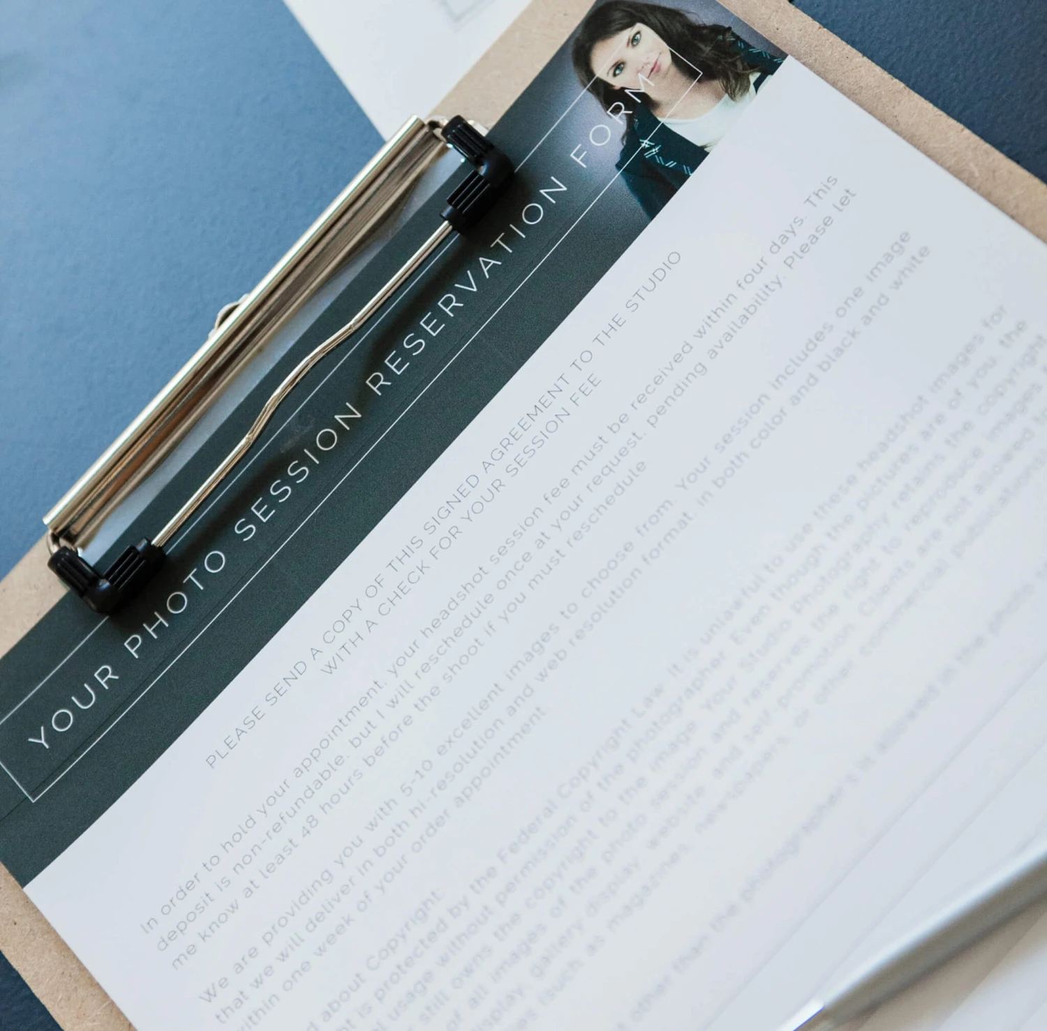 DesignAglow Corporate Portraits 101: A Complete Business Headshot Kit Business Courses & Resources 8 DesignAglow Corporate Portraits 101: A Complete Business Headshot Kit Business Courses & Resources