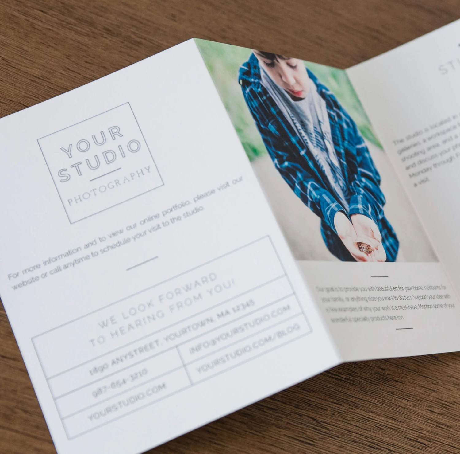 DesignAglow Modern Minimalist™ Marketing Suite 4 DesignAglow Modern Minimalist™ Marketing Suite