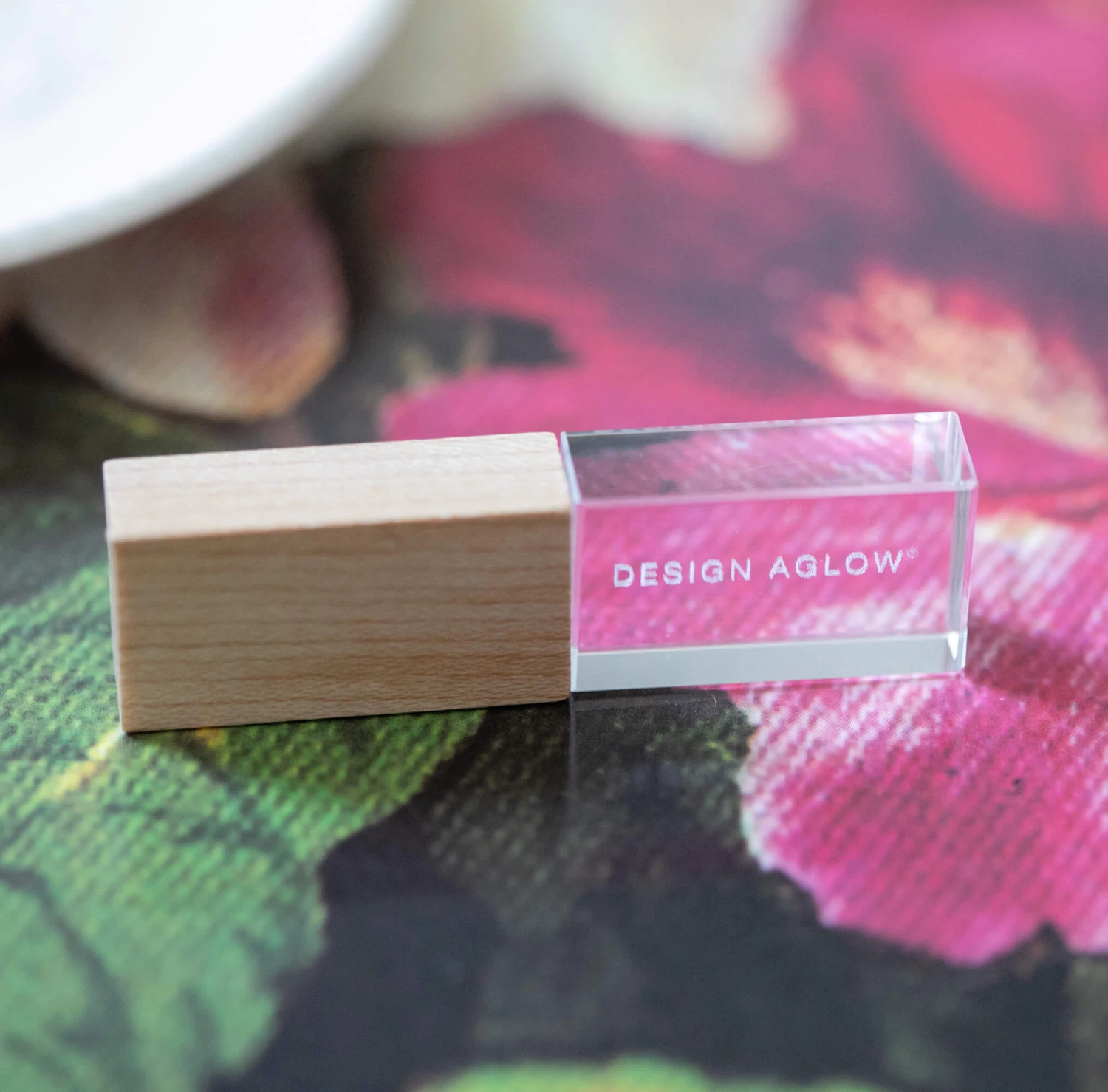 usb-drives-glass-082919-04-maple_27fc0d97-d5ae-483d-83e4-98bd0e953ceb.jpg Paper Shop USB Drives Cinematography